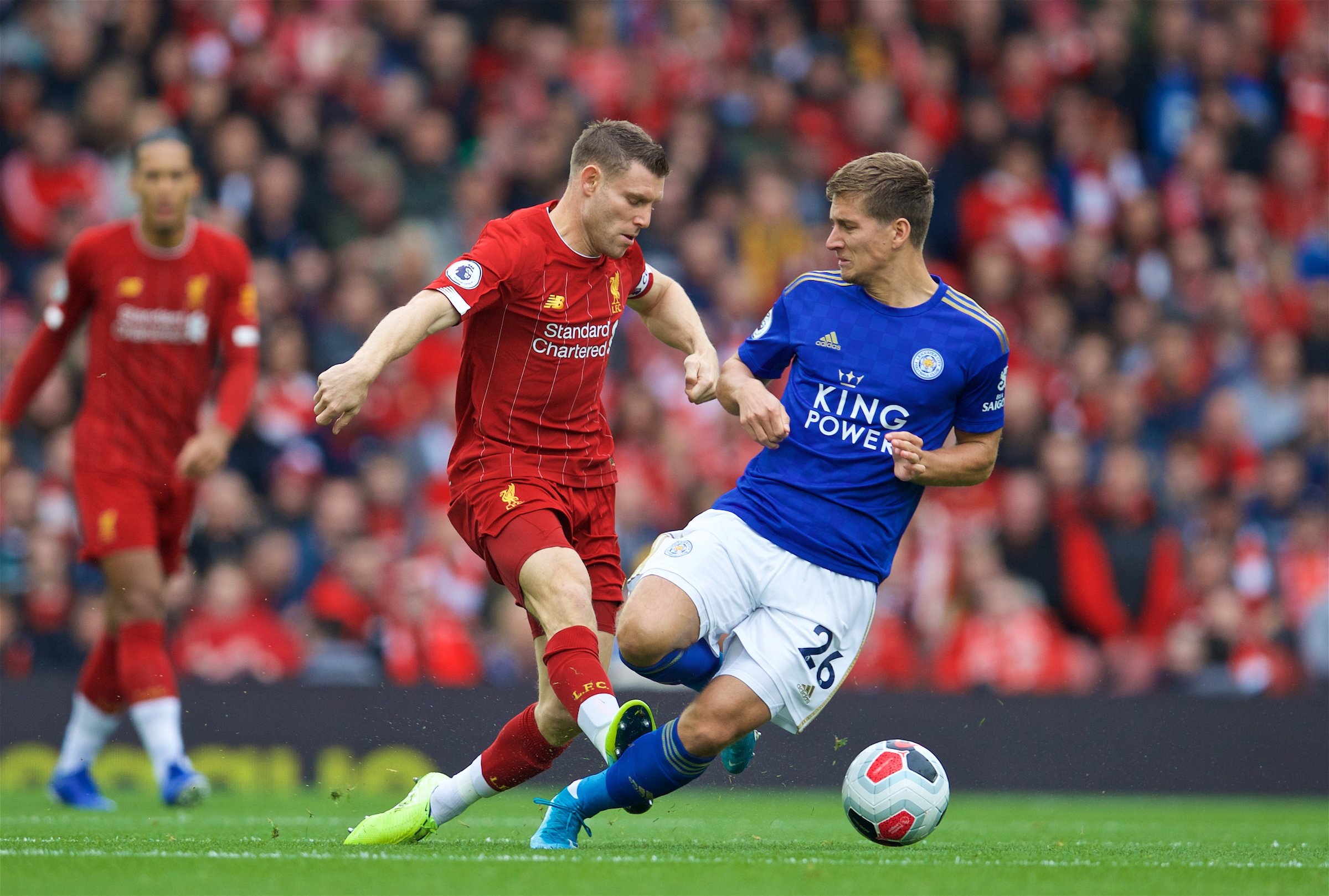 经在绿茵场 经在绿茵场